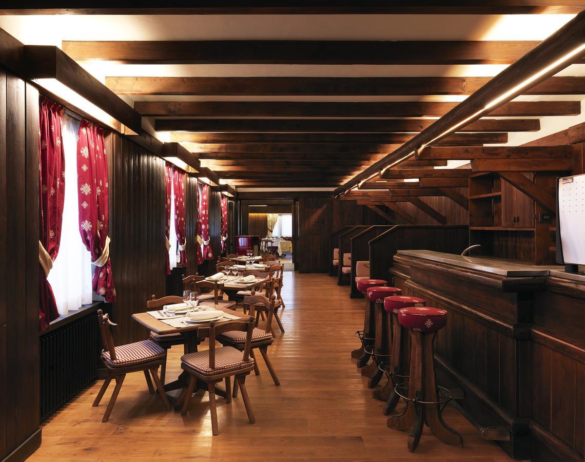 Albergo Ristorante Bucaneve Bielmonte エクステリア 写真