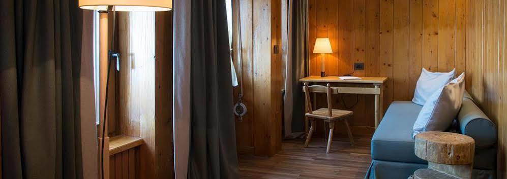 Albergo Ristorante Bucaneve Bielmonte エクステリア 写真